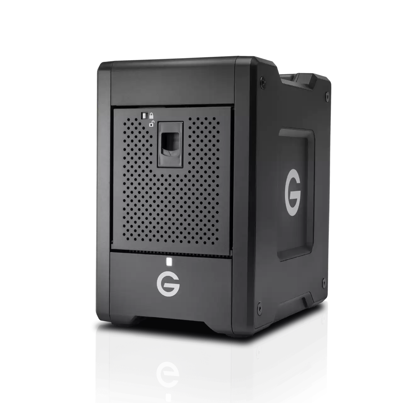 G Speed Shuttle With Thunderbolt-3 Hero V2.png- Zoom Image
